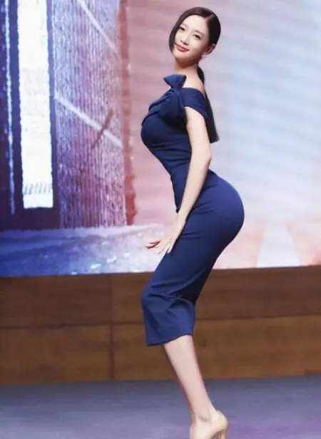 “亚洲第一美女”李成敏有多撩人？身材颜值双双在线，太有气质了